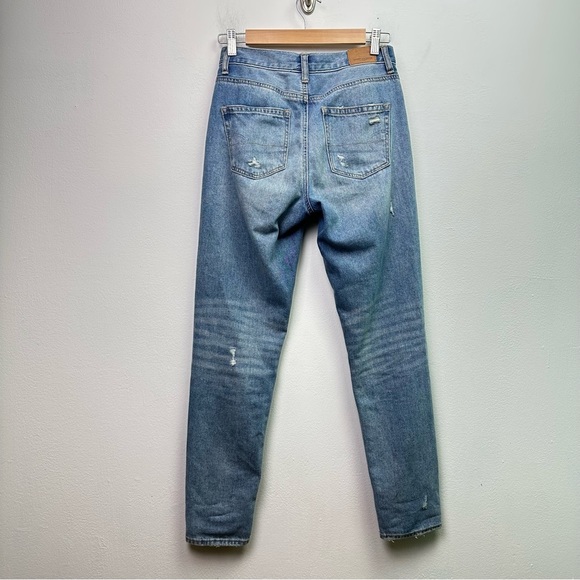 AMERICAN Eagle Ripped Mom Jean High Rise Denim Size 0 - Picture 7 of 12